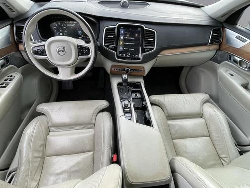 2016 Volvo XC90 T6 Inscription