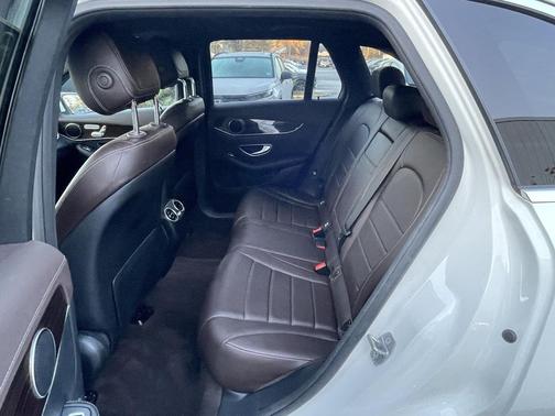 2016 Mercedes-Benz GLC 300 4MATIC