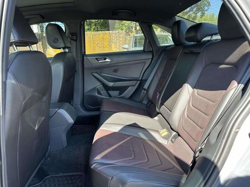Pure Gray w/Black Roof 2022 Volkswagen Jetta GLI 2.0T Autobahn