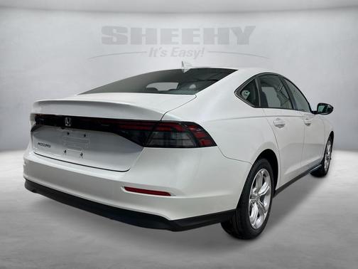 Platinum White Pearl 2026 Honda Accord LX 1.5T