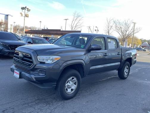 2018 Toyota Tacoma SR