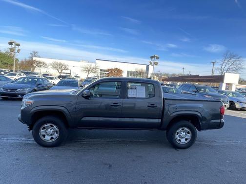 2018 Toyota Tacoma SR