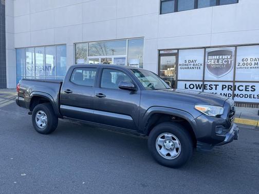 2018 Toyota Tacoma SR