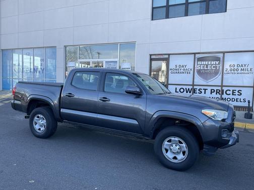 2018 Toyota Tacoma SR