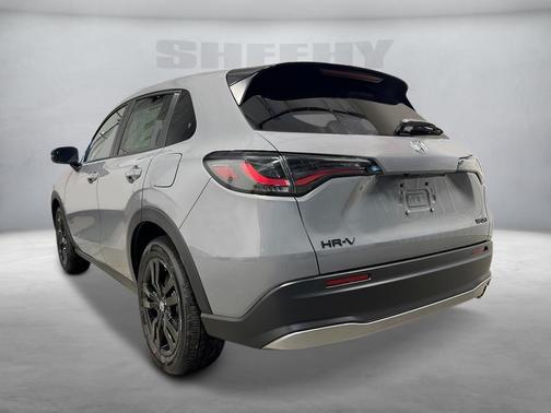 Urban Gray Pearl 2026 Honda HR-V AWD Sport