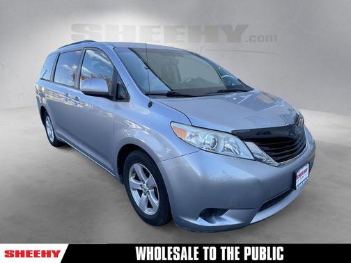 2011 Toyota Sienna LE