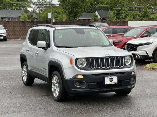 Glacier Metallic 2016 Jeep Renegade Latitude