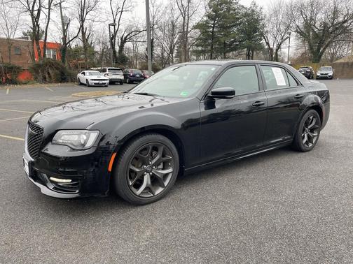 2022 Chrysler 300 S