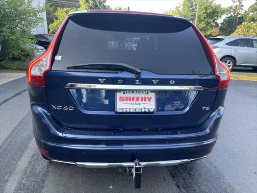 2015 Volvo XC60 T6 Platinum