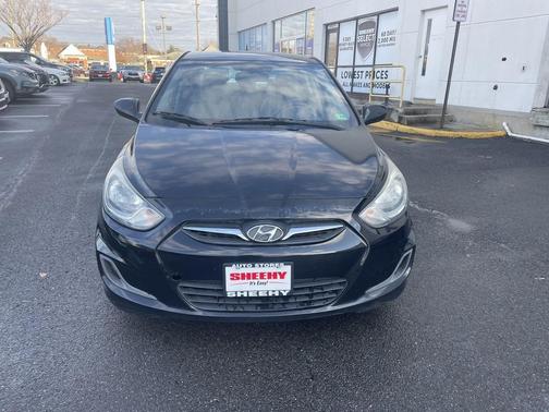 2013 Hyundai Accent GLS
