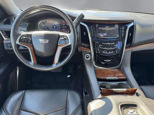 2017 Cadillac Escalade ESV Premium Luxury