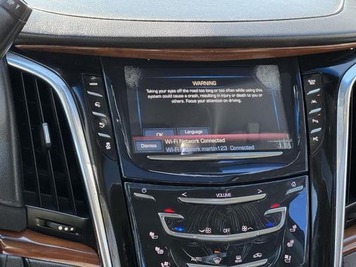 2017 Cadillac Escalade ESV Premium Luxury