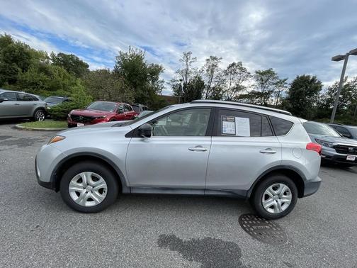 2014 Toyota RAV4 LE