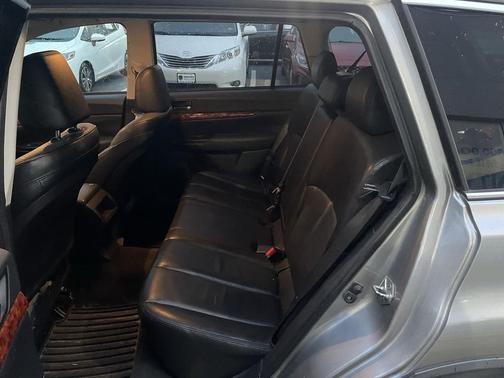 2011 Subaru Outback 2.5 i Limited
