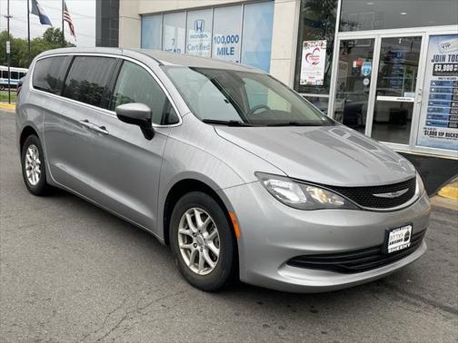 2017 Chrysler Pacifica LX