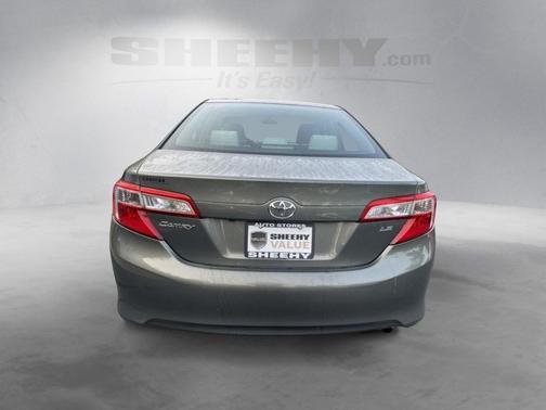 2014 Toyota Camry LE