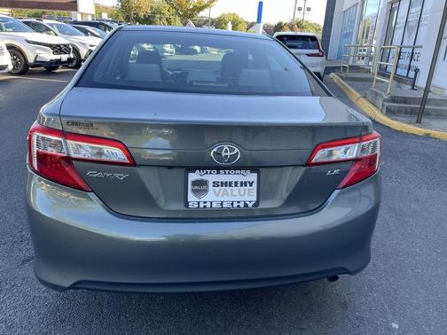 2014 Toyota Camry LE
