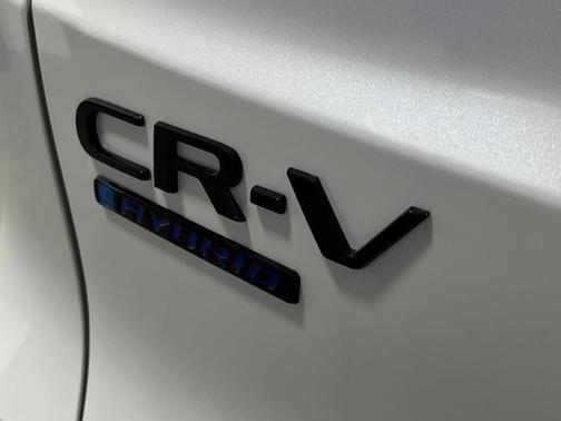 Platinum White Pearl 2026 Honda CR-V Hybrid Sport-L AWD