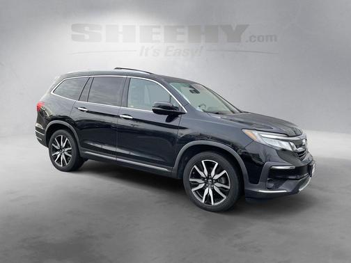 2019 Honda Pilot Touring 8-Passenger