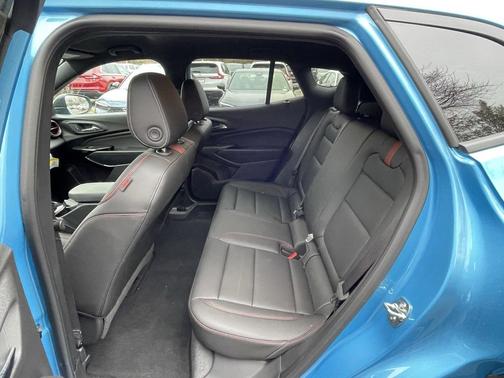 2025 Chevrolet Trax FWD 2RS