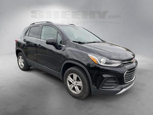 Mosaic Black Metallic 2020 Chevrolet Trax LT