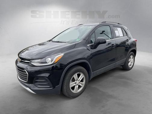 Mosaic Black Metallic 2020 Chevrolet Trax LT