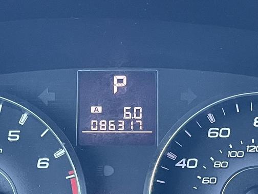 2011 Subaru Legacy Premium