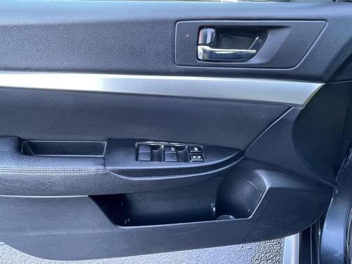 2011 Subaru Legacy Premium