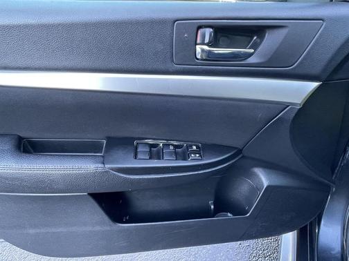 2011 Subaru Legacy Premium