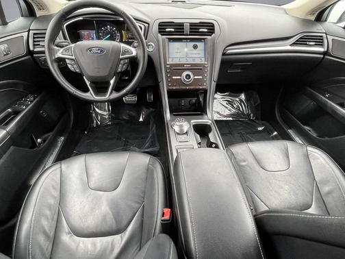 2018 Ford Fusion Hybrid Titanium