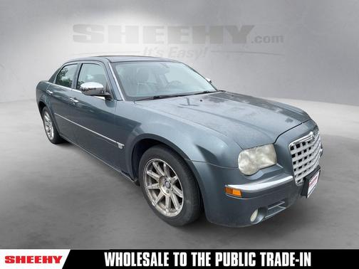 2005 Chrysler 300C Base