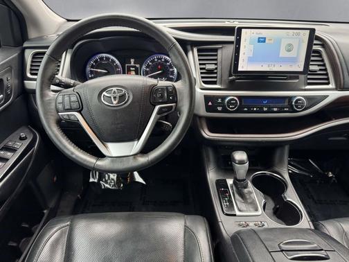 Predawn Gray Mica 2016 Toyota Highlander Limited Platinum