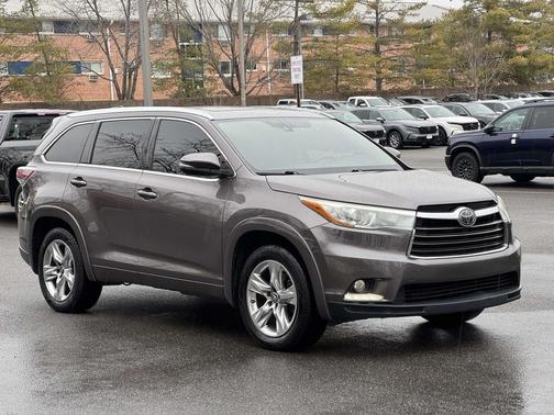 2016 Toyota Highlander Limited Platinum