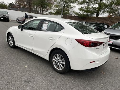 2015 Mazda Mazda3 i Touring
