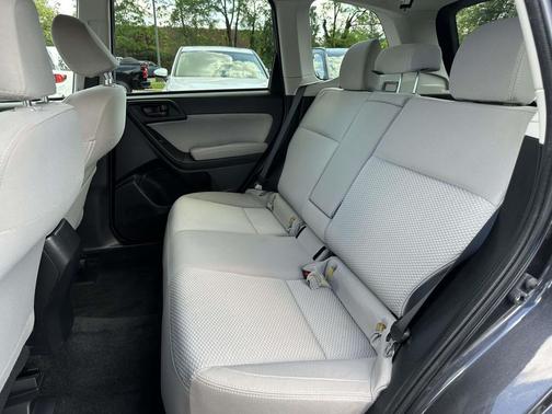 Dark Gray Metallic 2018 Subaru Forester 2.5i Premium