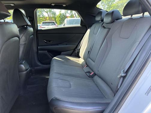 Ceramic White 2021 Hyundai ELANTRA N Line