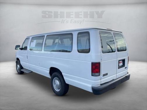 2002 Ford E350 Super Duty XL Wagon