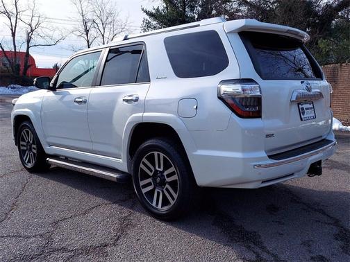 Photo 5 of 25 of 2019 Toyota 4Runner Limited