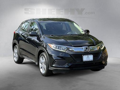 Crystal Black Pearl 2020 Honda HR-V LX