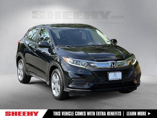 Crystal Black Pearl 2020 Honda HR-V LX