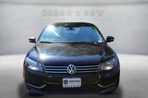 Photo 2 of 28 of 2013 Volkswagen Passat 2.5 S