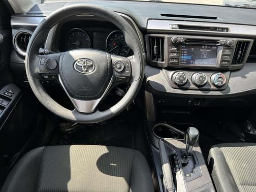 Super White 2017 Toyota RAV4 LE