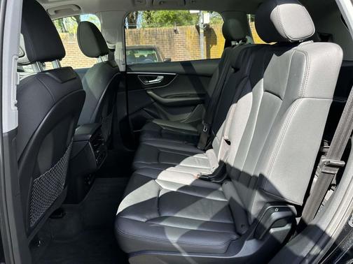 Black 2021 Audi Q7 55 Premium Plus