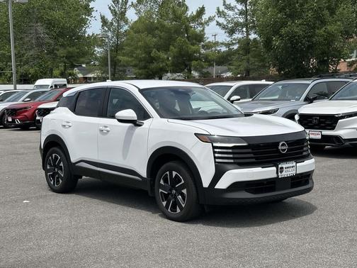 Fresh Powder 2025 Nissan Kicks SV