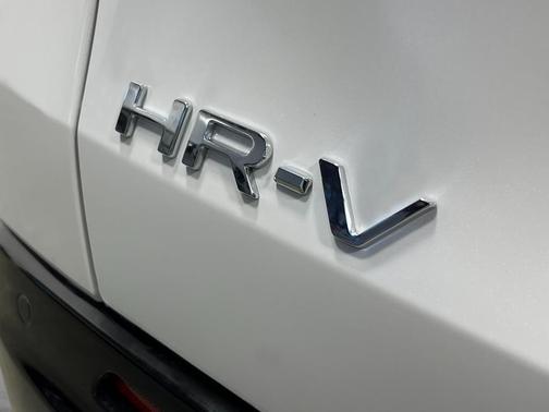 Platinum White Pearl 2026 Honda HR-V EX-L