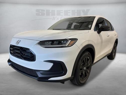 Platinum White Pearl 2026 Honda HR-V AWD Sport