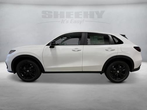 Platinum White Pearl 2026 Honda HR-V AWD Sport