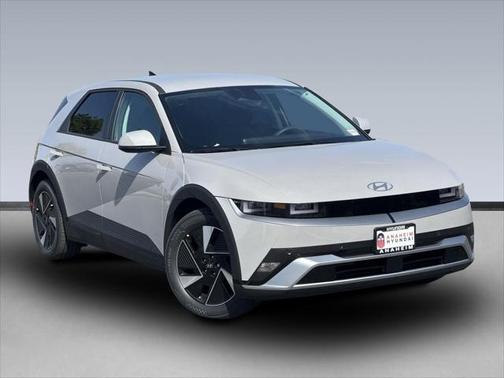 2025 Hyundai IONIQ 5 SE