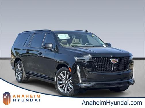 2023 Cadillac Escalade ESV Sport Platinum