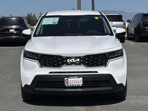 2023 Kia Sorento LX
